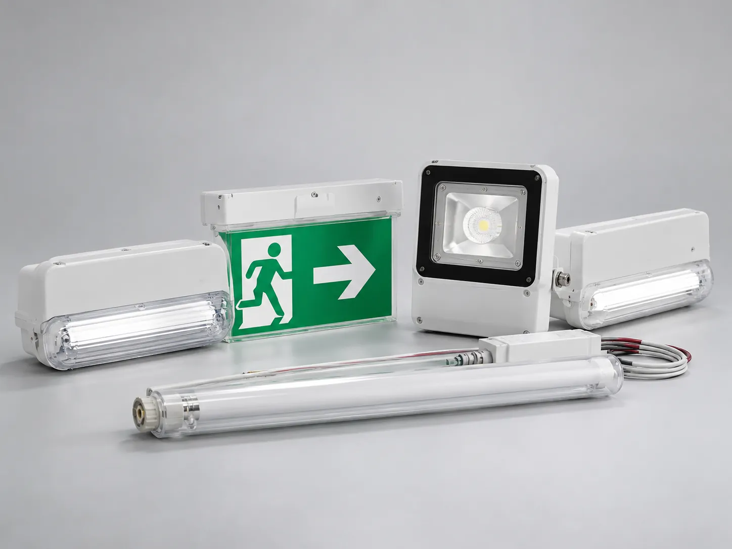 Gama de luminarias de emergencia AERLUX